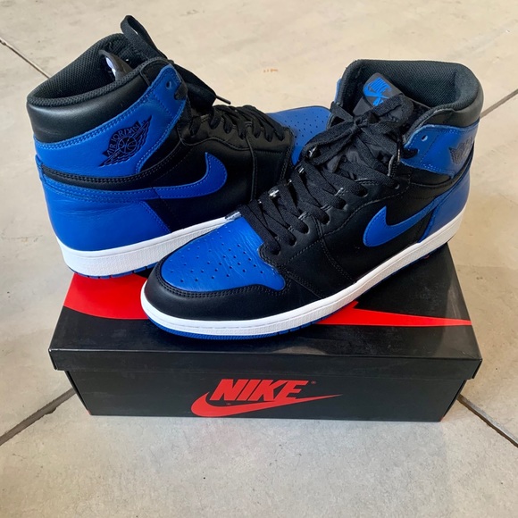 Air Jordan 1 Royal High - Picture 2 of 4